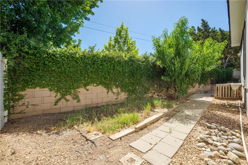 1550 Rimpau, Unit 185 Corona, CA 92881 - Photo 4 of 41 BACKYARD