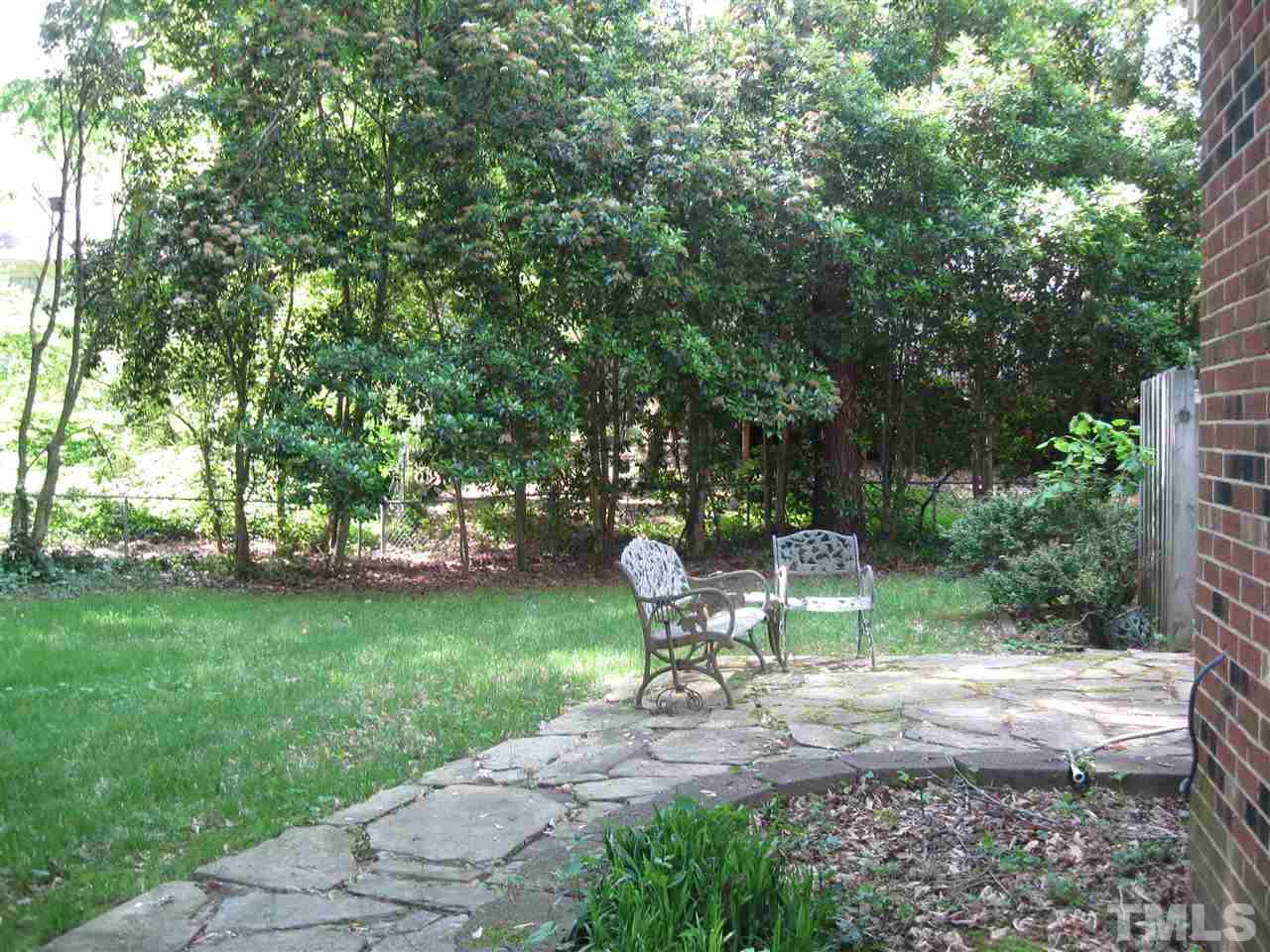 6008 Bellow Street Raleigh, NC 27609 - Photo 4 of 18 Gallery Image 4