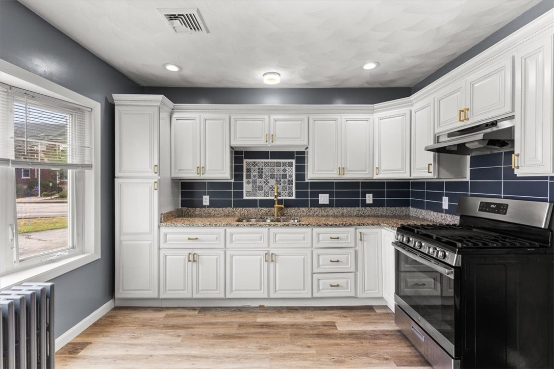 3539 West Shore Road Warwick, RI 02886 - Photo 9 of 31