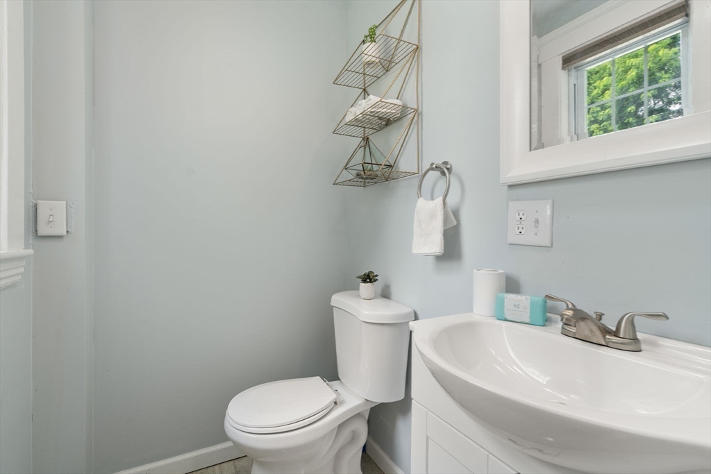 1 Inwood Road Worcester, MA 01606 - Photo 10 of 36 Gallery Image 10