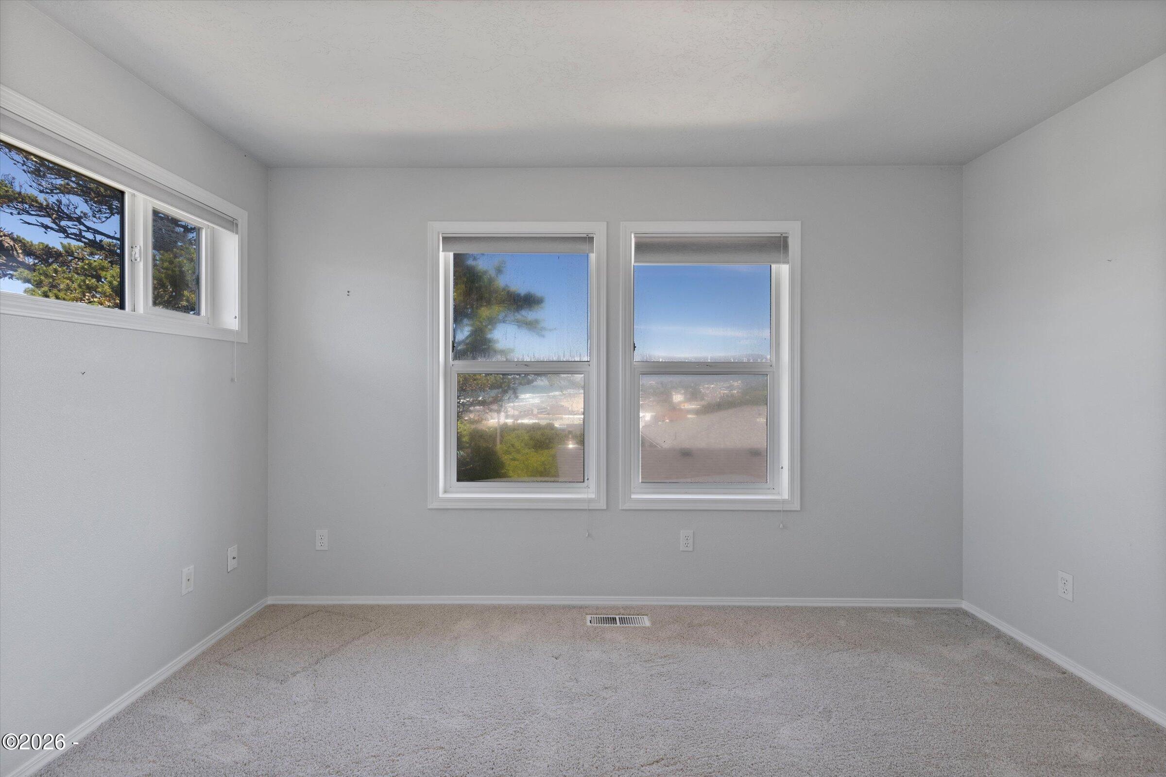 935 Southwest 7th Street Lincoln City, OR 97367 - Photo 26 of 50