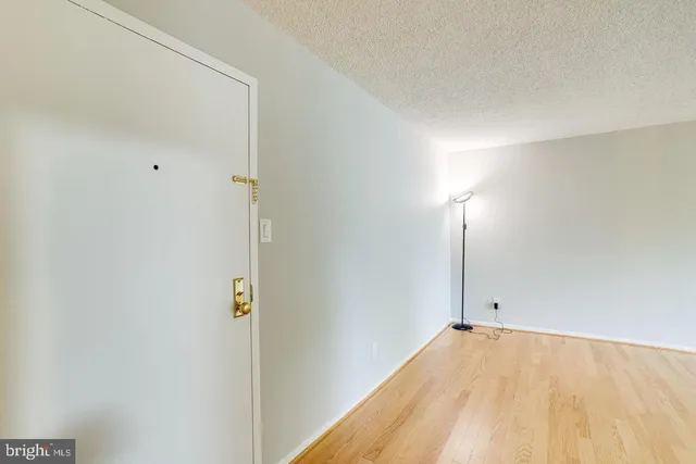 $258,000 | 2300 Pimmit Drive, Unit 102, Falls Church, VA 22043