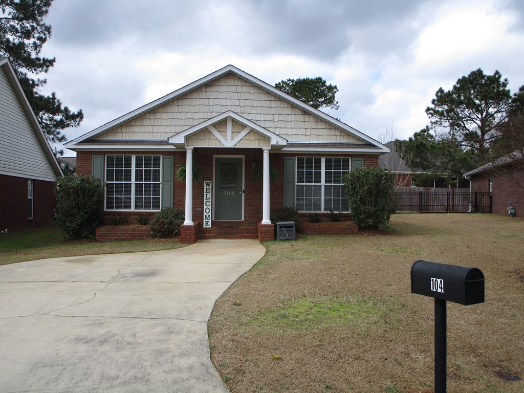 104 Spyglass Road Dothan, AL 36305 - Photo 3 of 19