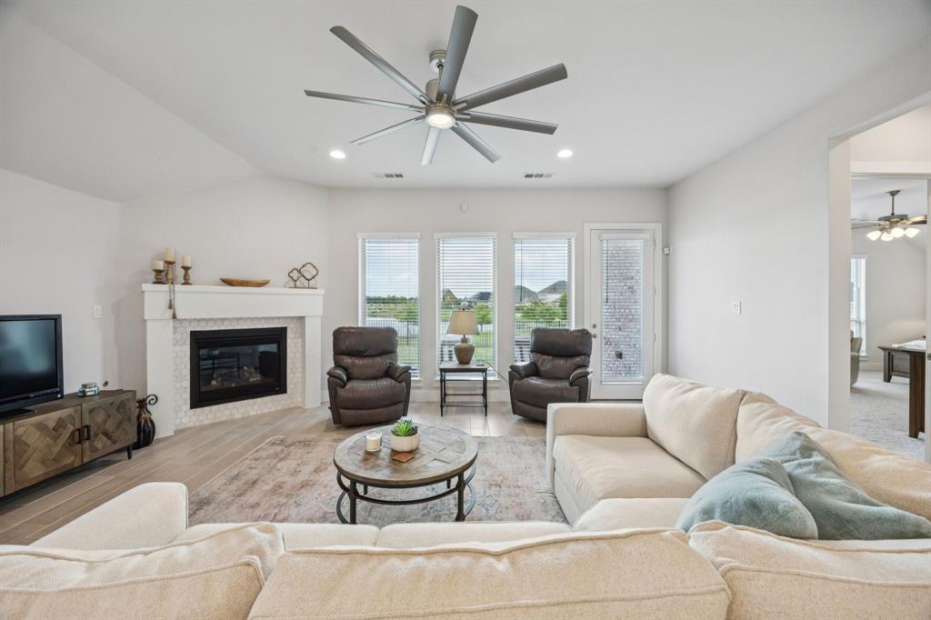 1232 Rushcroft Way Forney, TX 75126 - Photo 7 of 23