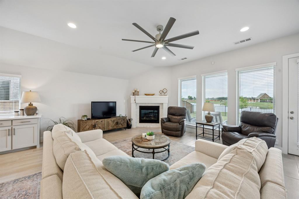 1232 Rushcroft Way Forney, TX 75126 - Photo 9 of 23