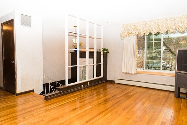 414 Groton Road Westford, MA 01886 - Photo 5 of 14 Gallery Image 5
