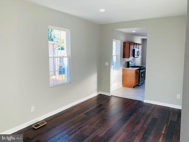 4908 1/2 Harford Road Baltimore, MD 21214 - Photo 4 of 22 Gallery Image 4