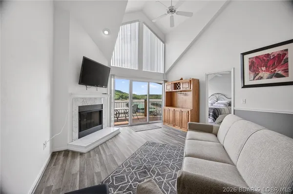 $324,900 | 172 Cedar Glen Drive, Unit 4B, Camdenton, MO 65020