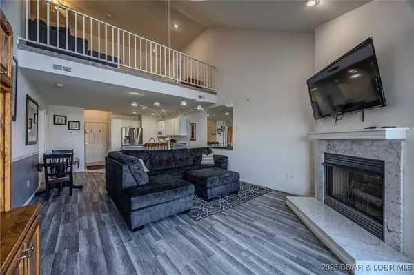 $329,000 | 172 Cedar Glen Drive, Unit 4B, Camdenton, MO 65020