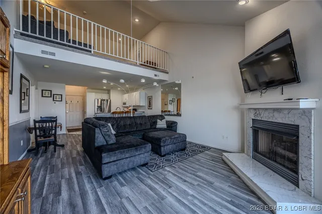 $329,000 | 172 Cedar Glen Drive, Unit 4B, Camdenton, MO 65020