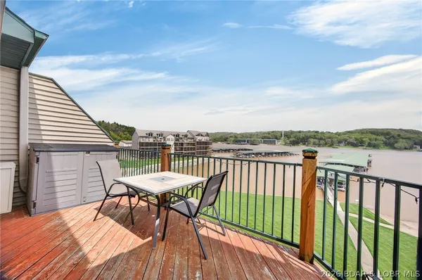 $324,900 | 172 Cedar Glen Drive, Unit 4B, Camdenton, MO 65020