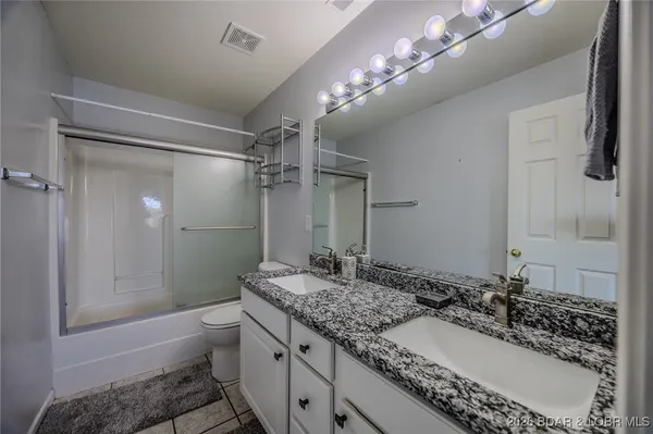 $329,000 | 172 Cedar Glen Drive, Unit 4B, Camdenton, MO 65020