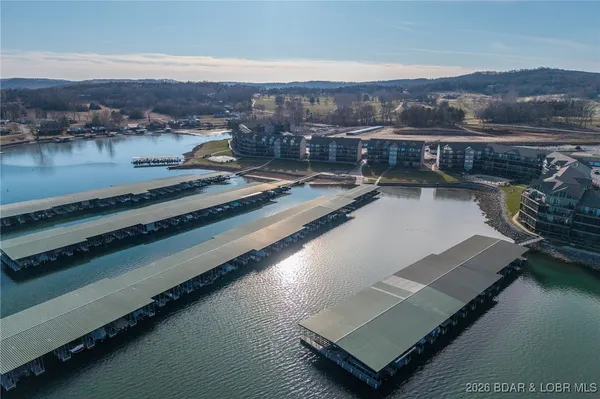 $329,000 | 172 Cedar Glen Drive, Unit 4B, Camdenton, MO 65020