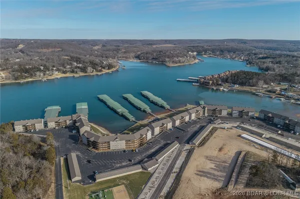 $329,000 | 172 Cedar Glen Drive, Unit 4B, Camdenton, MO 65020