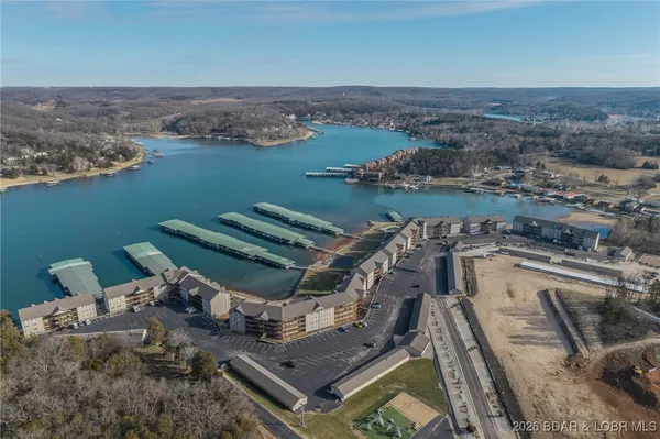 $329,000 | 172 Cedar Glen Drive, Unit 4B, Camdenton, MO 65020