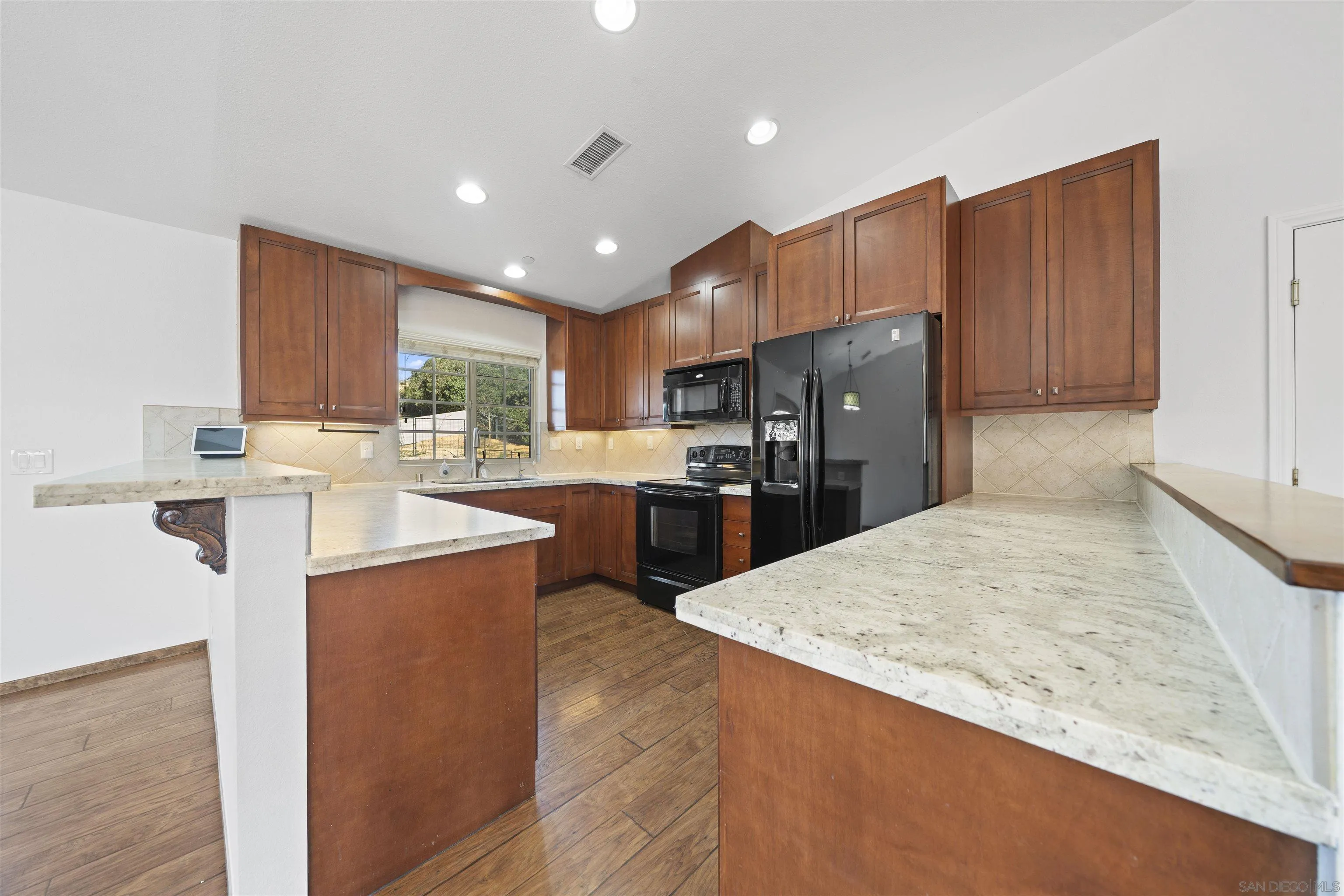 20872 Deerhorn Valley Road Jamul, CA 91935 - Photo 15 of 64 Gallery Image 15