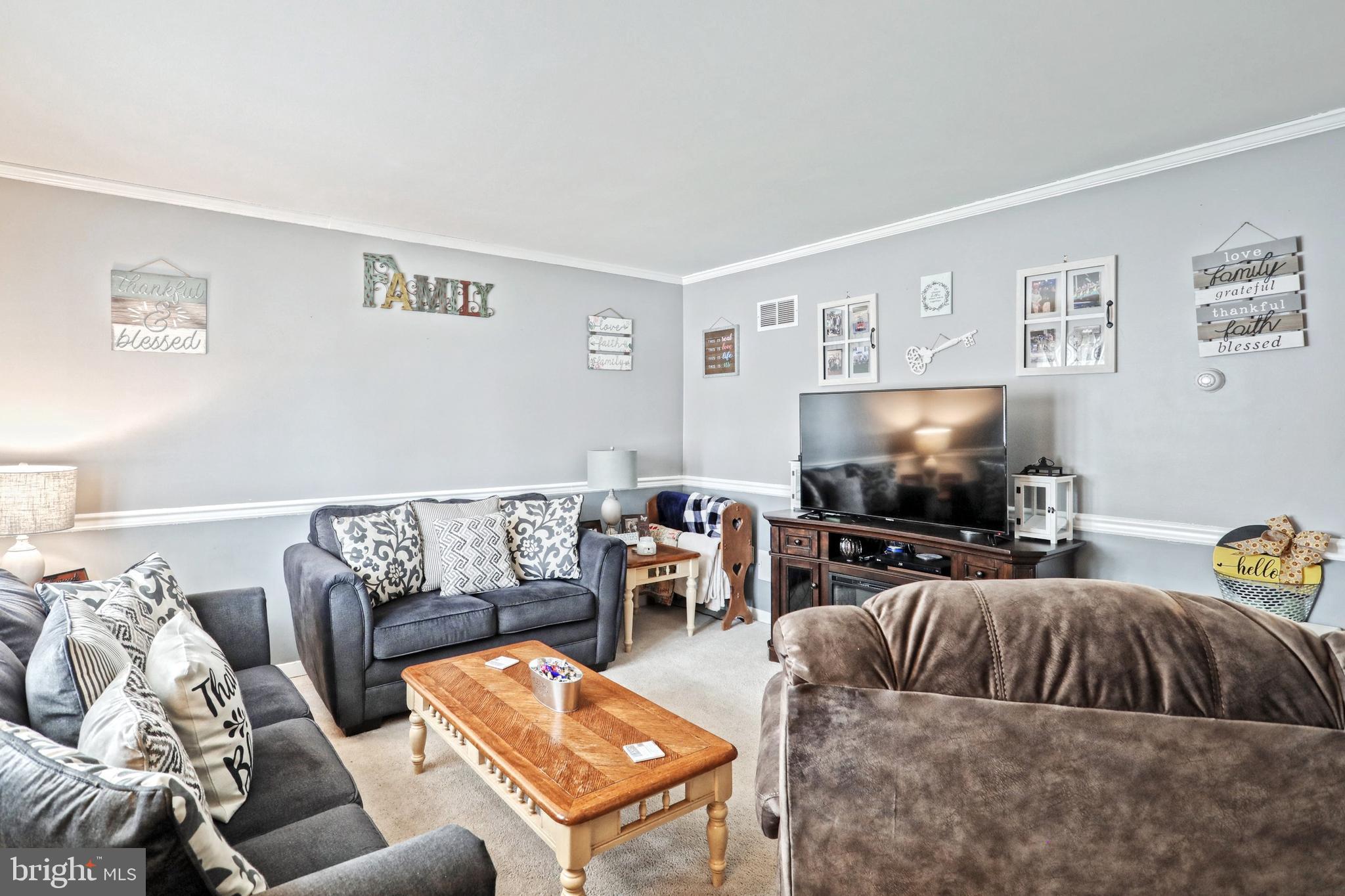 790 Barrett Street Hanover, PA 17331 - Photo 3 of 22 Gallery Image 3