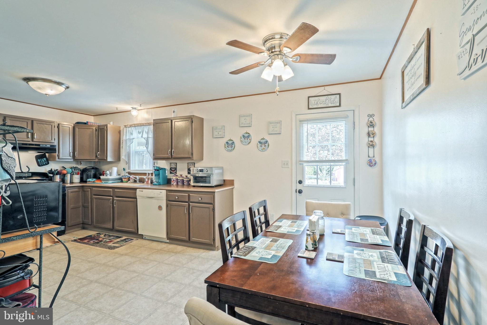 790 Barrett Street Hanover, PA 17331 - Photo 6 of 22 Gallery Image 6