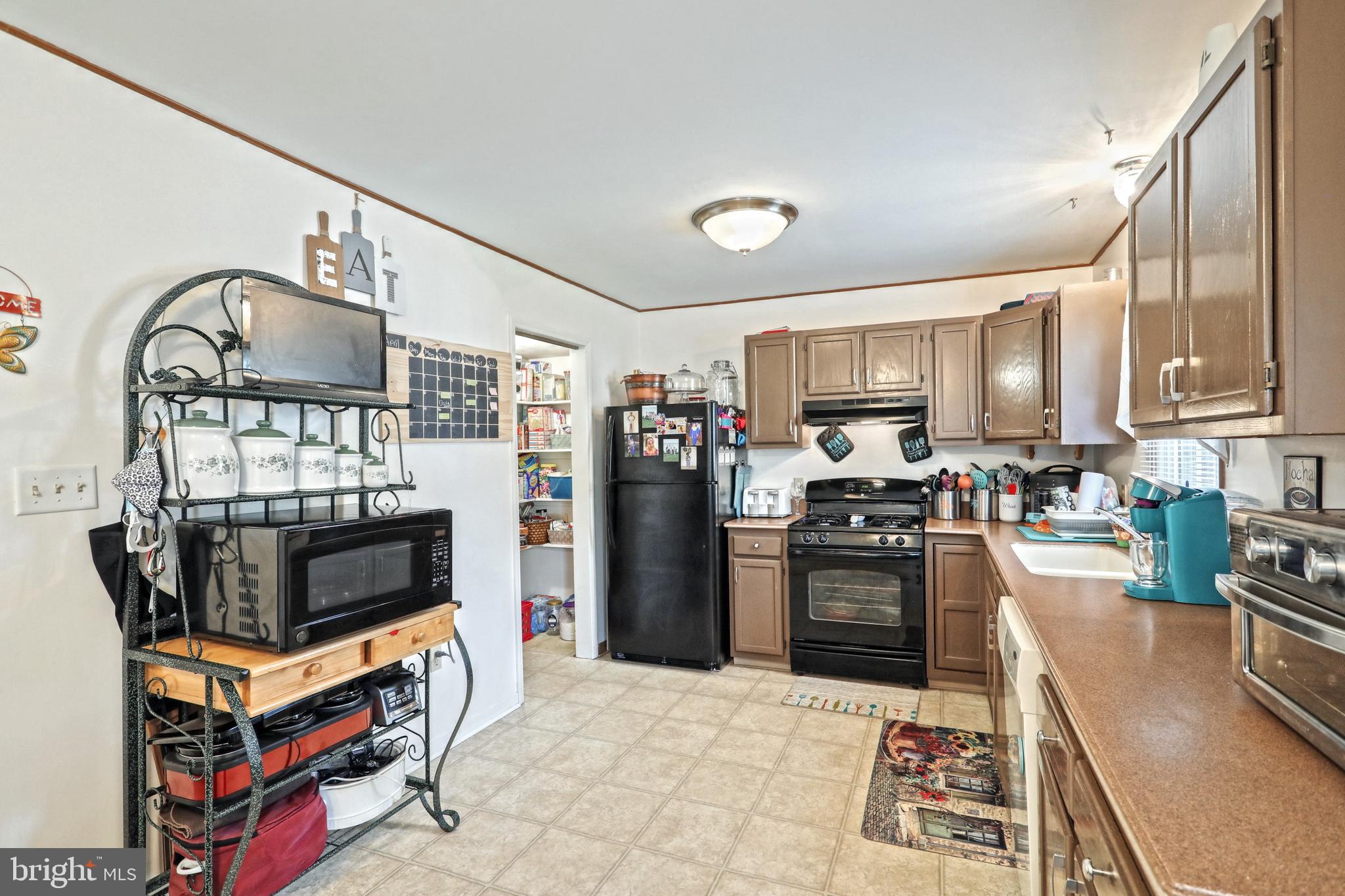 790 Barrett Street Hanover, PA 17331 - Photo 7 of 22 Gallery Image 7