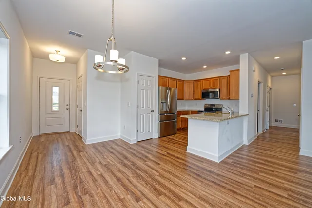 $419,900 | 8 Kendra Court, Cohoes, NY 12047