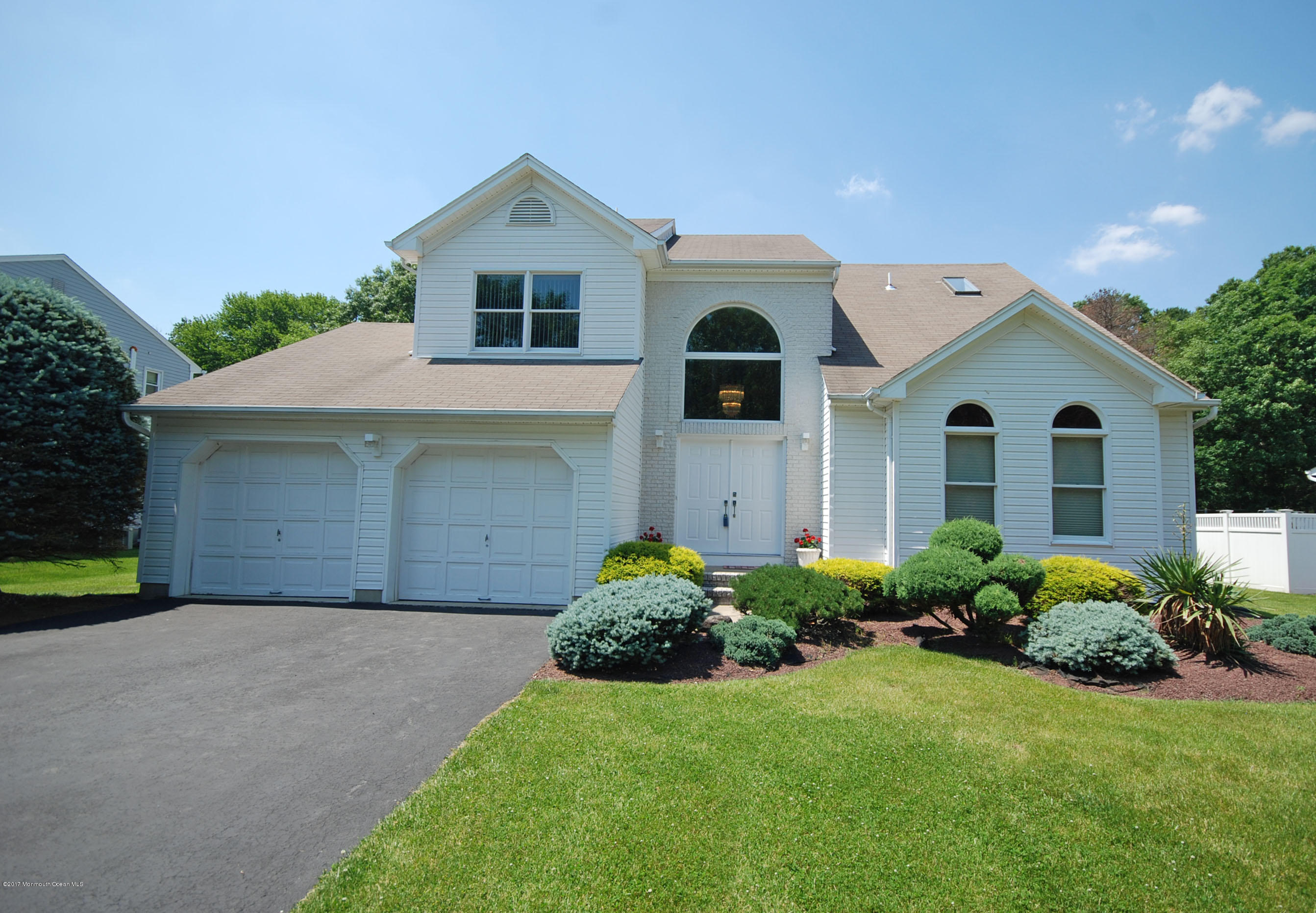 34 Templar Road Manalapan, NJ 07726 - Photo 2 of 32 DSC_5414