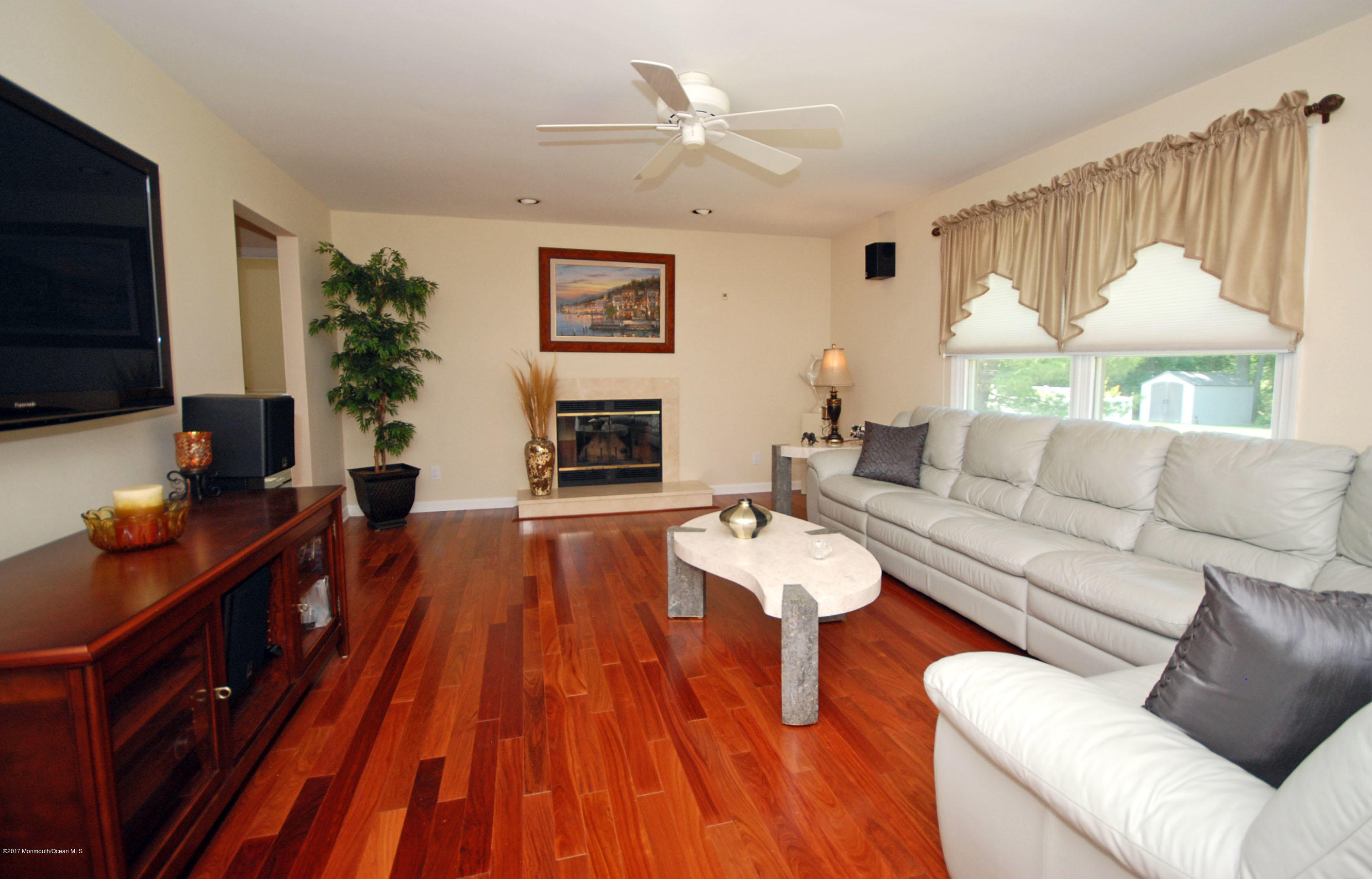 34 Templar Road Manalapan, NJ 07726 - Photo 15 of 32 DSC_5391