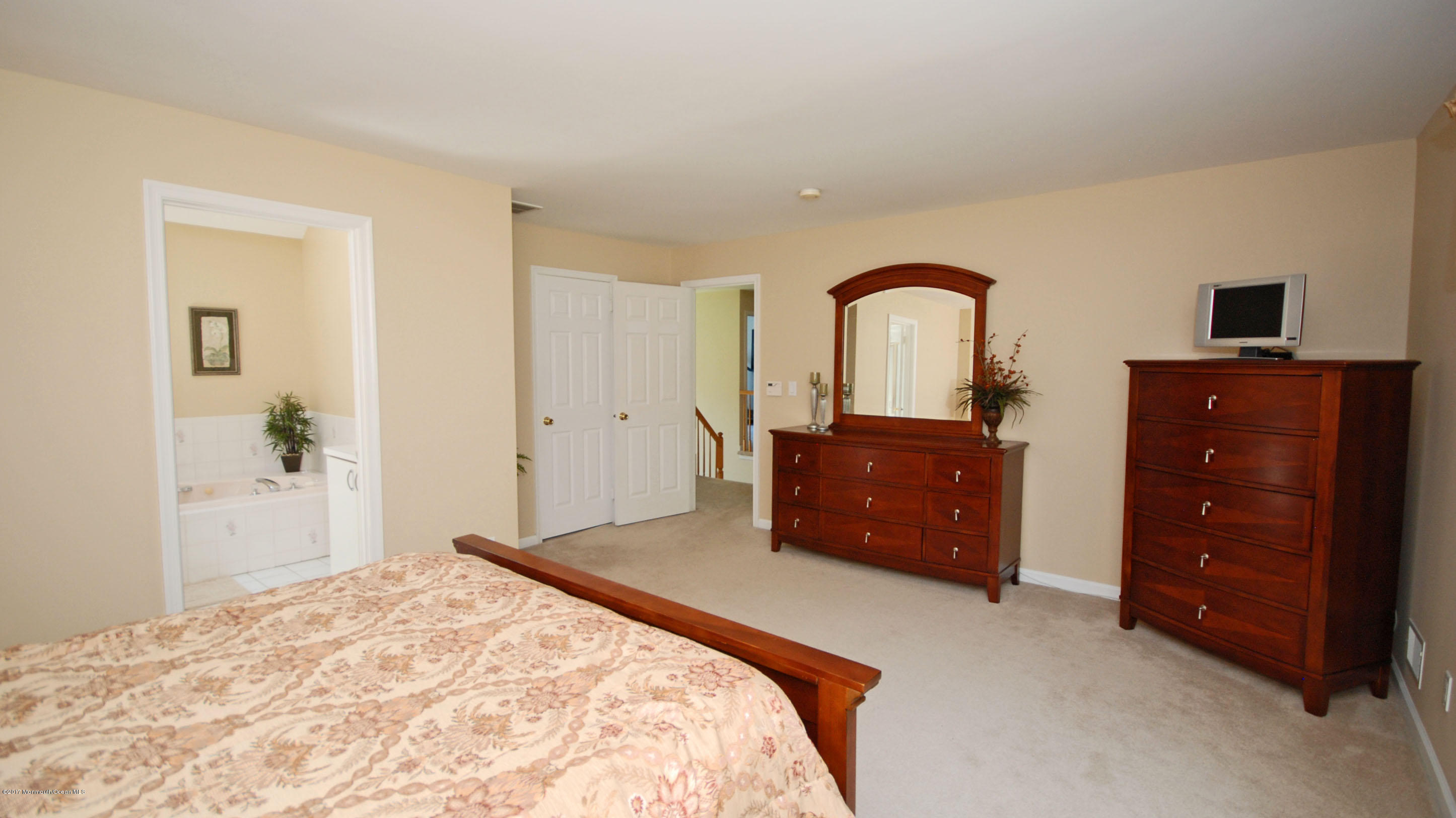 34 Templar Road Manalapan, NJ 07726 - Photo 20 of 32 DSC_5403