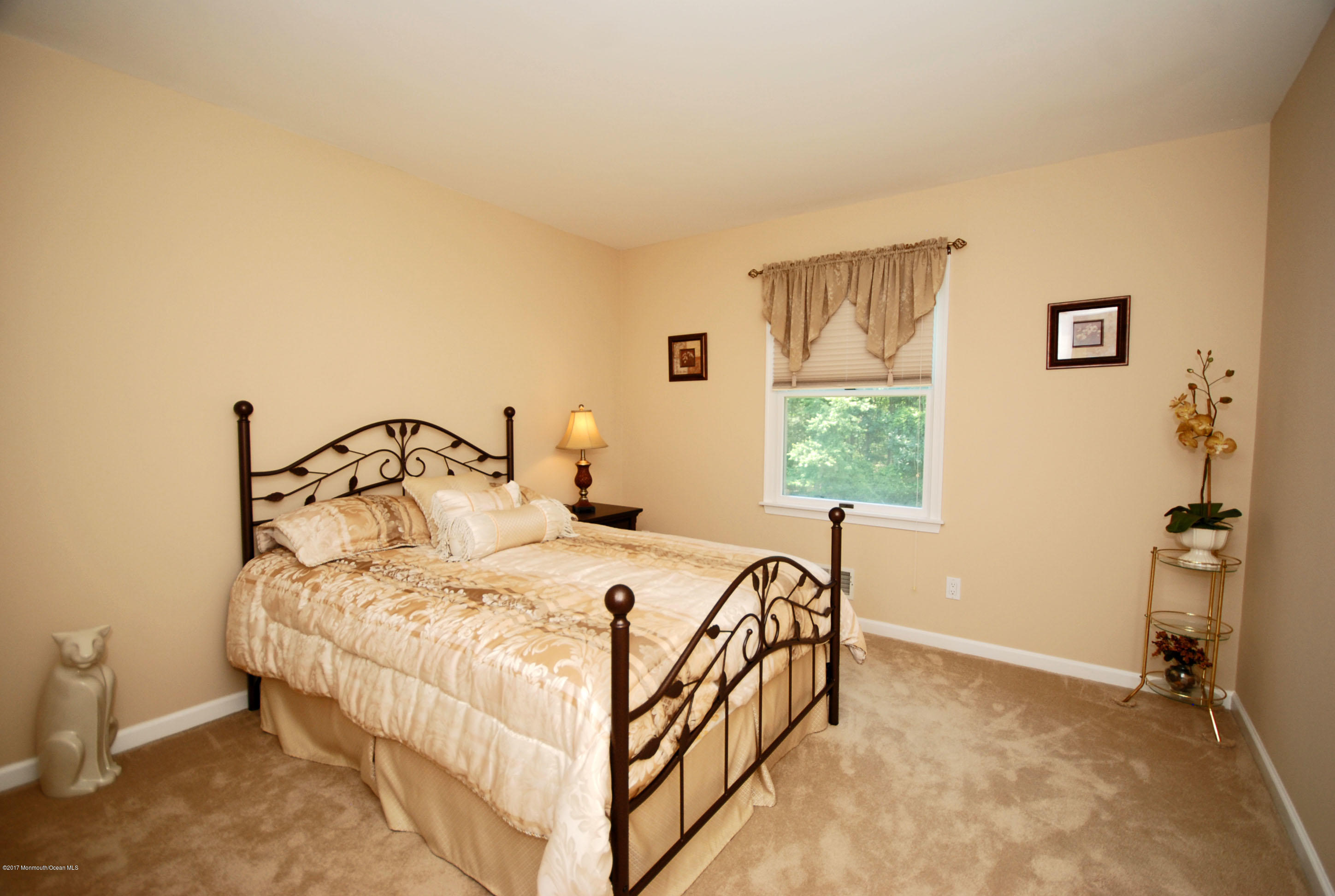 34 Templar Road Manalapan, NJ 07726 - Photo 23 of 32 DSC_5406