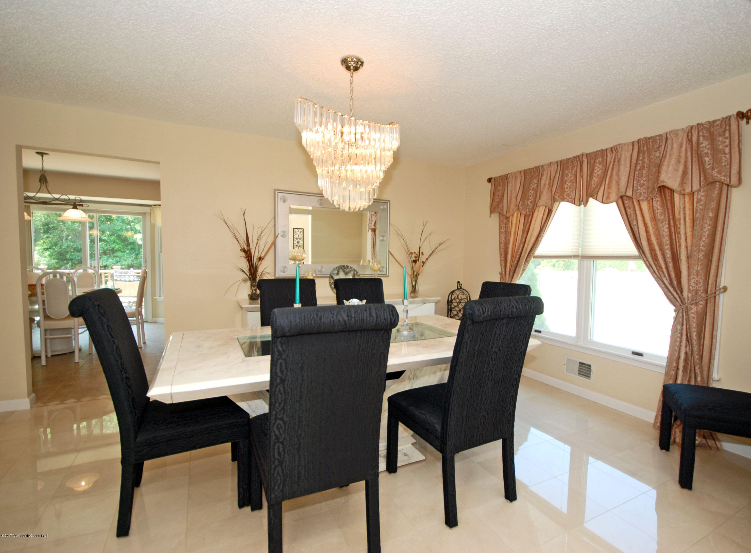 34 Templar Road Manalapan, NJ 07726 - Photo 9 of 32 DSC_5385