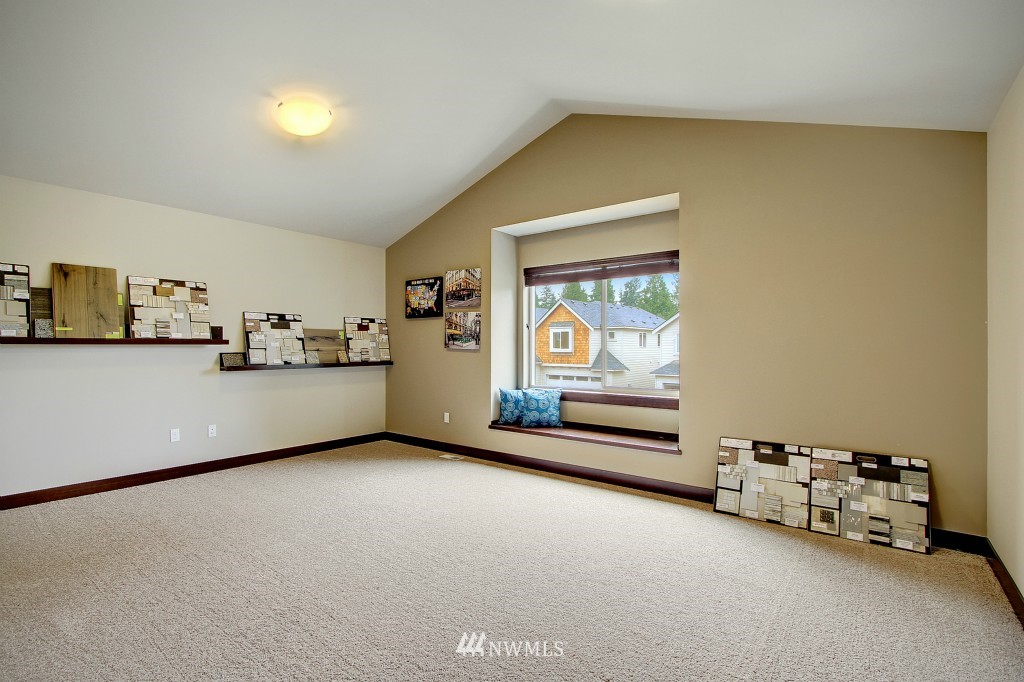 19505 Meridian Drive Southeast, Unit 1 Bothell, WA 98012 - Photo 19 of 25 Gallery Image 19
