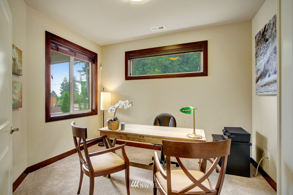 19505 Meridian Drive Southeast, Unit 1 Bothell, WA 98012 - Photo 8 of 25 Gallery Image 8