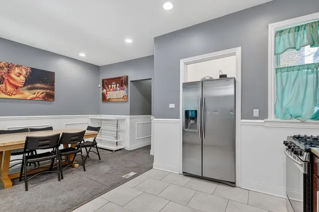 $369,000 | 7027 South Harper Avenue, Chicago, IL 60637