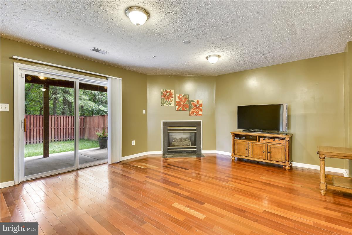 8700 Riverscape Court Odenton, MD 21113 - Photo 3 of 30