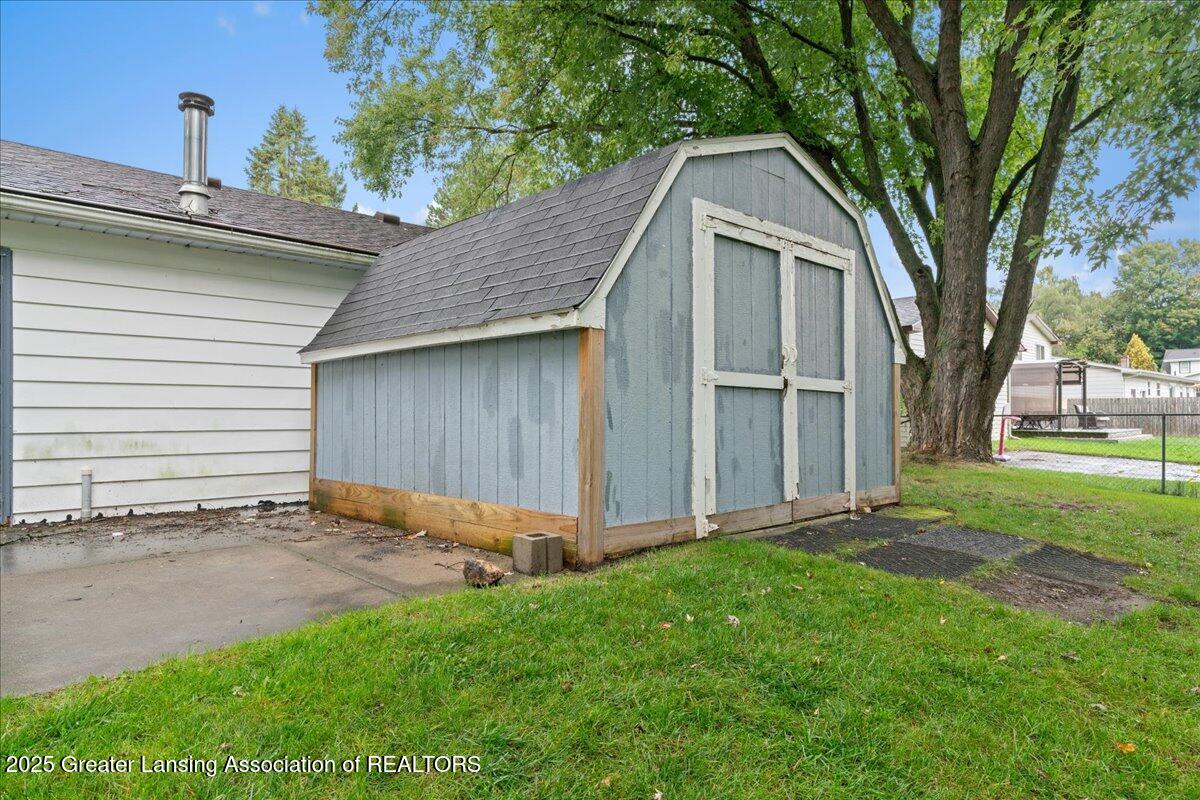 6218 North Belsay Road Flint, MI 48506 - Photo 19 of 29 37-Media Jett - 34