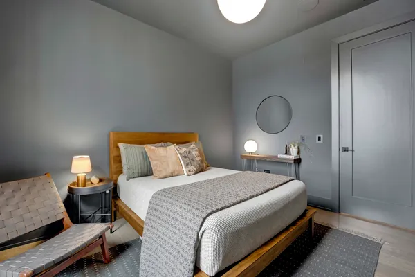 $875,000 | 5015 North Clark Street, Unit 304, Chicago, IL 60640