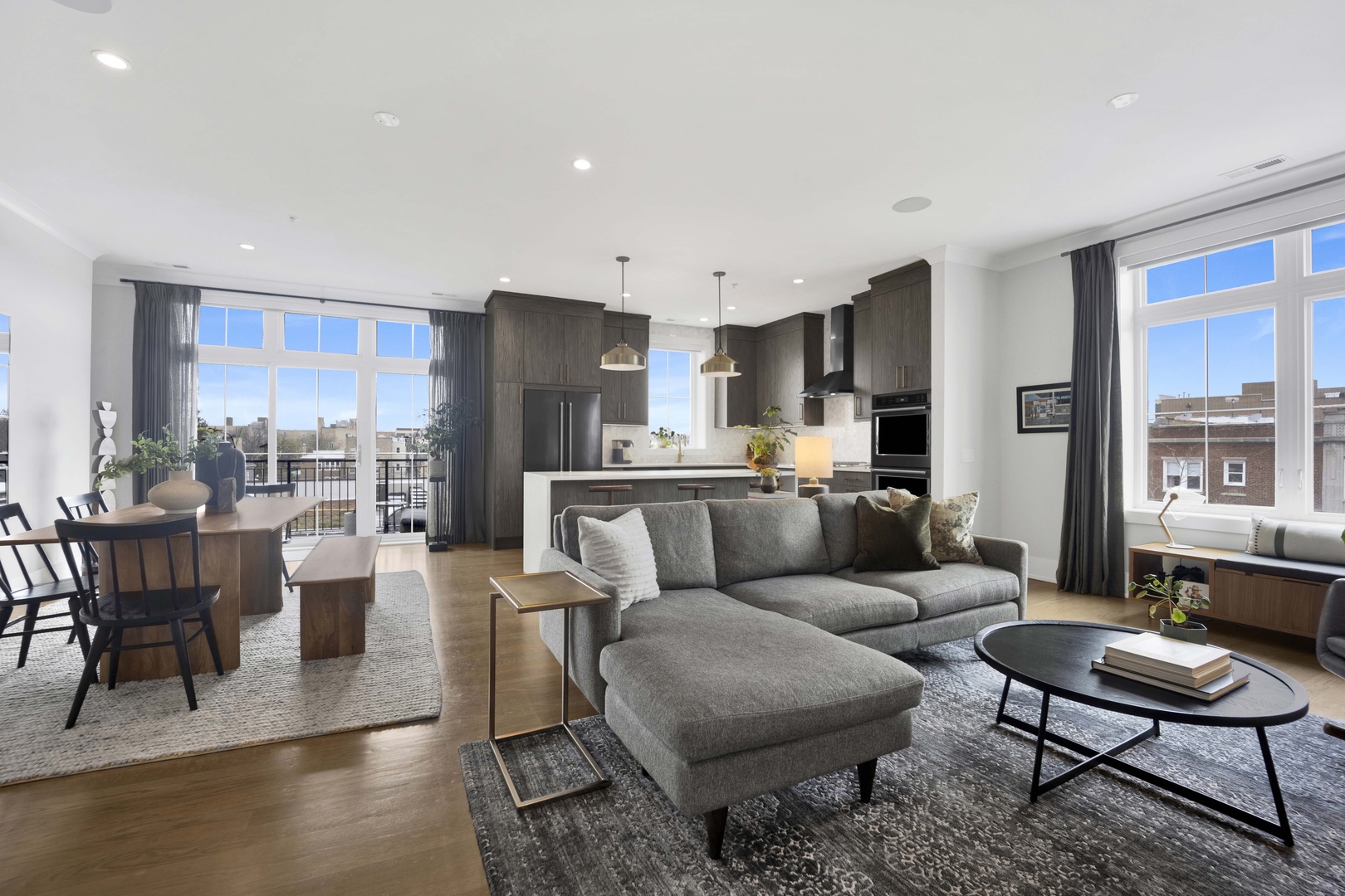5015 North Clark Street, Unit 304 Chicago, IL 60640 - Photo 2 of 26