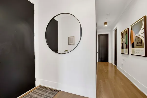 $875,000 | 5015 North Clark Street, Unit 304, Chicago, IL 60640