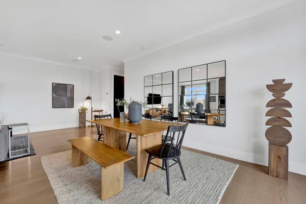 $875,000 | 5015 North Clark Street, Unit 304, Chicago, IL 60640