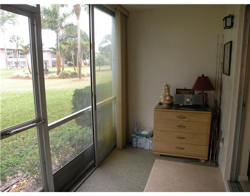 1923 Southwest Palm City Road, Unit 12E Stuart, FL 34994 - Photo 7 of 11 Gallery Image 7