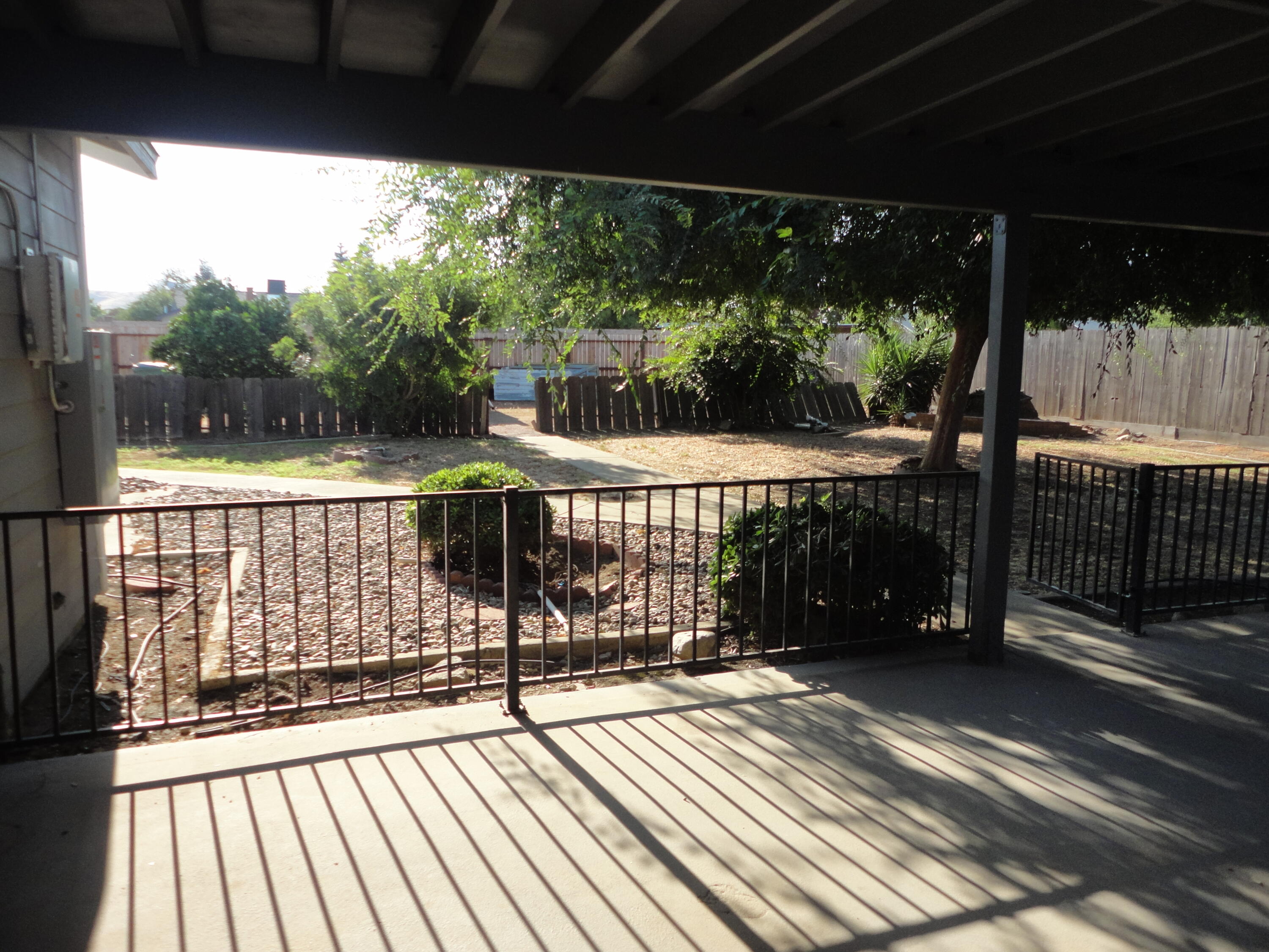 326 Sycamore Avenue Lindsay, CA 93247 - Photo 41 of 47 DSC04837