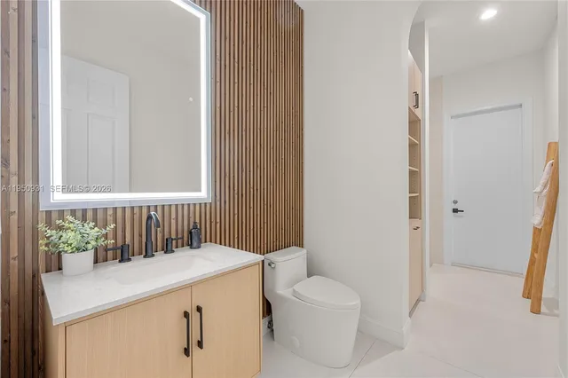 $2,250,000 | 6006 Pinewood Avenue, Parkland, FL 33067