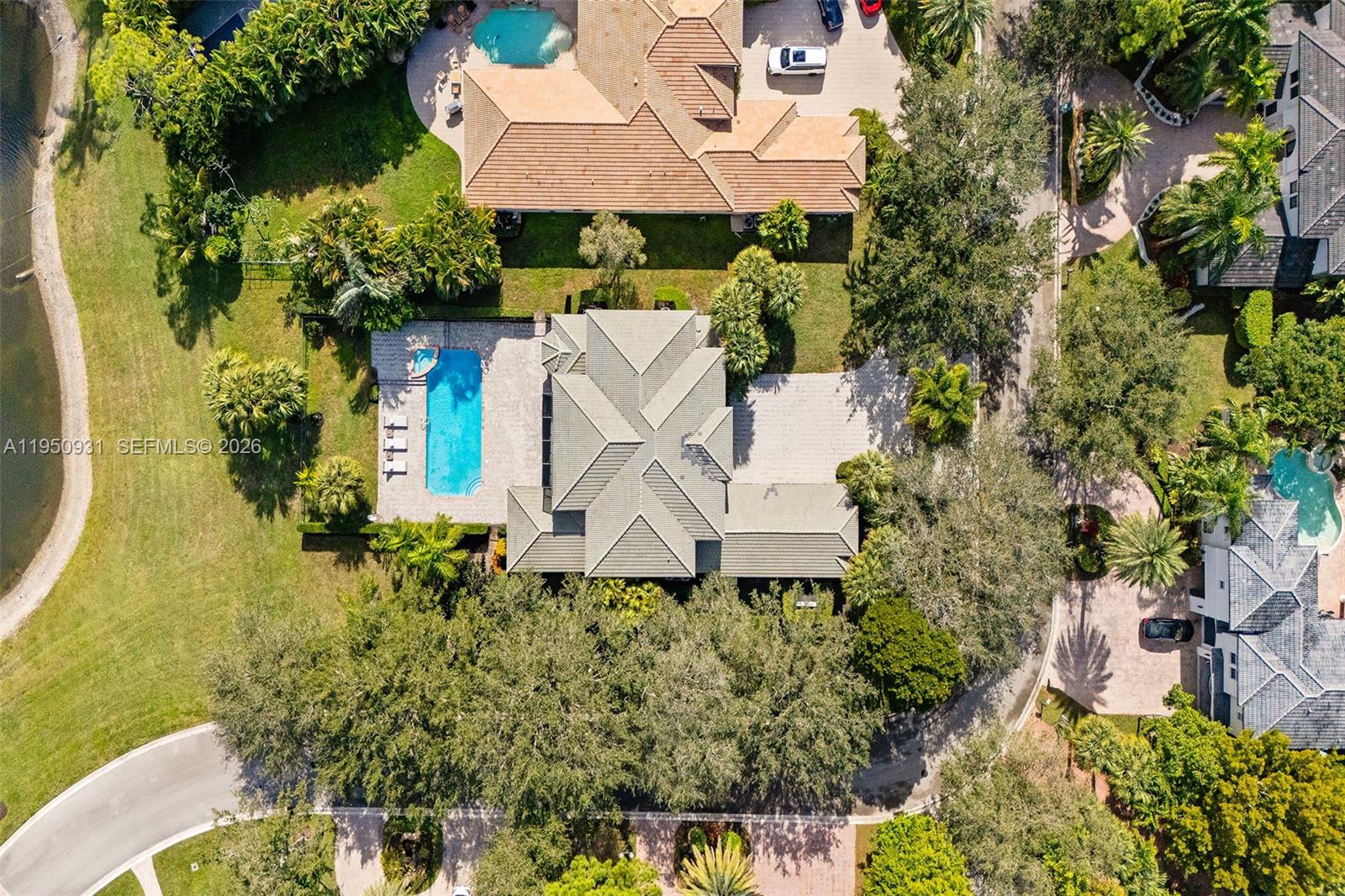 6006 Pinewood Avenue Parkland, FL 33067 - Photo 3 of 57