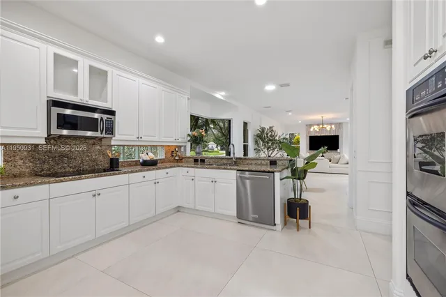 $2,250,000 | 6006 Pinewood Avenue, Parkland, FL 33067