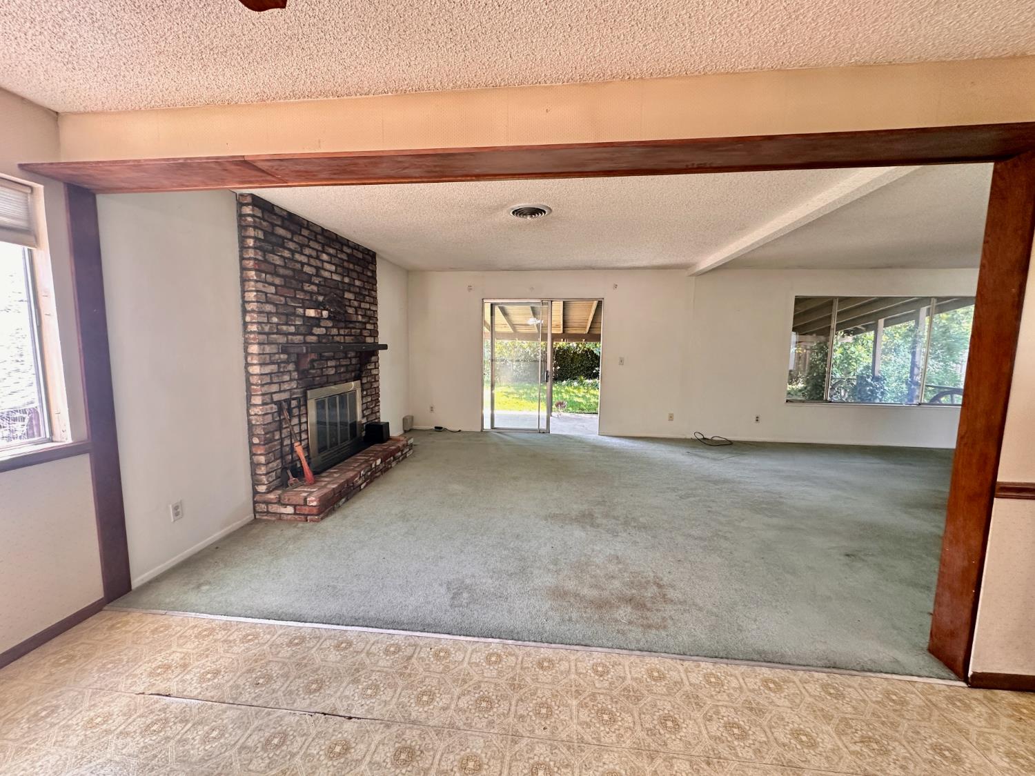 3207 Terry Way Carmichael, CA 95608 - Photo 8 of 36 a view of an empty room with a window