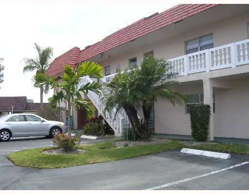 9338 Southwest 3rd Street, Unit 5010 Boca Raton, FL 33428 - Photo 1 of 11 Primary Photo