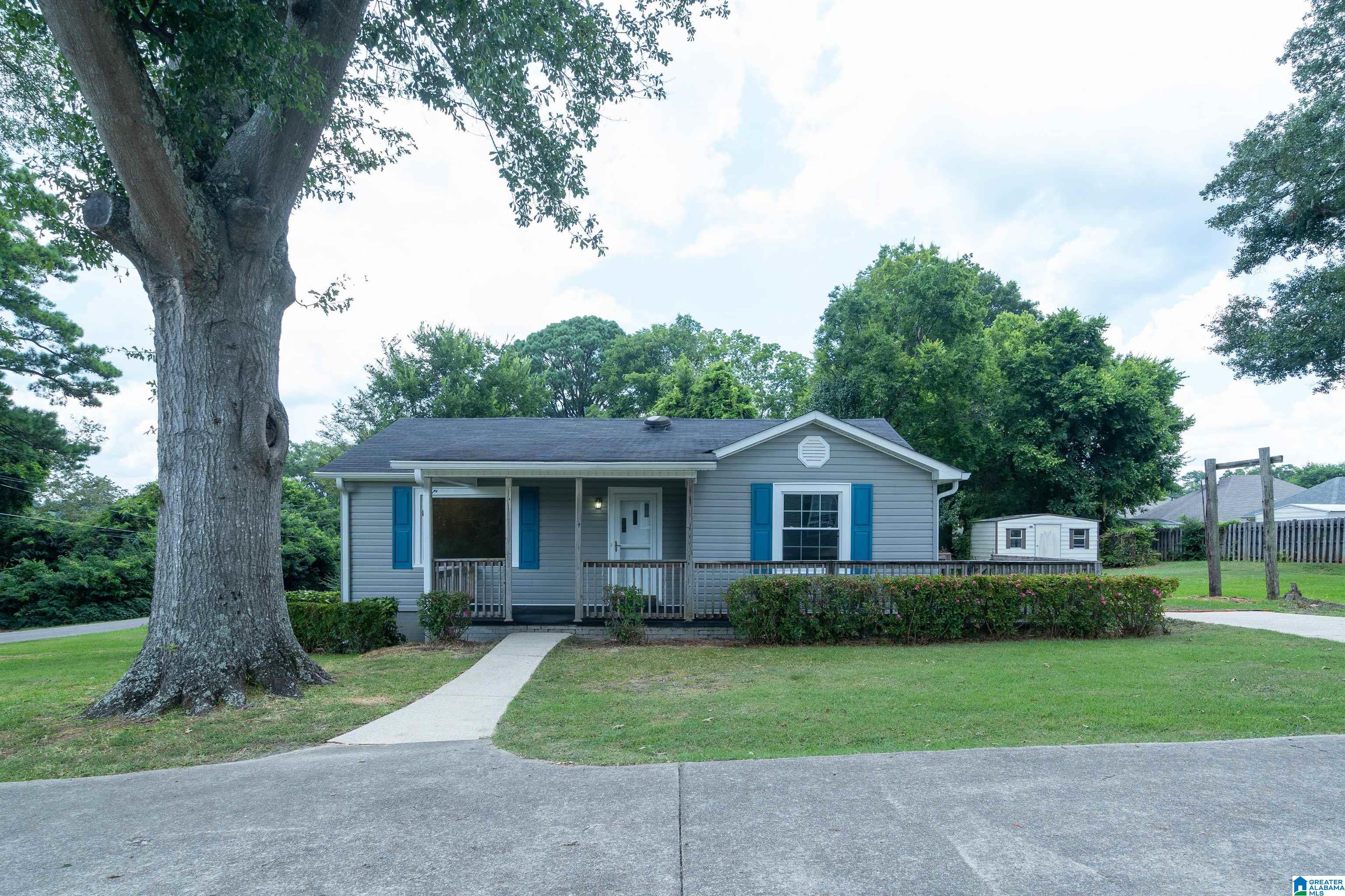 628 South Parkell Avenue Bessemer, AL 35023 - Photo 2 of 39