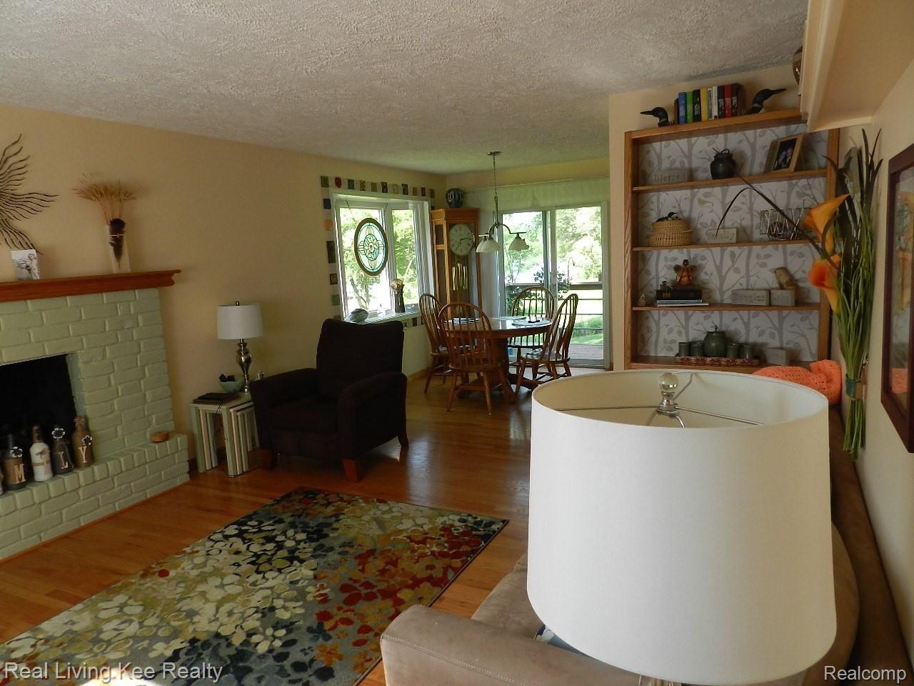 4138 Rohr Road Lake Orion, MI 48359 - Photo 14 of 51 DSCN4654.JPG