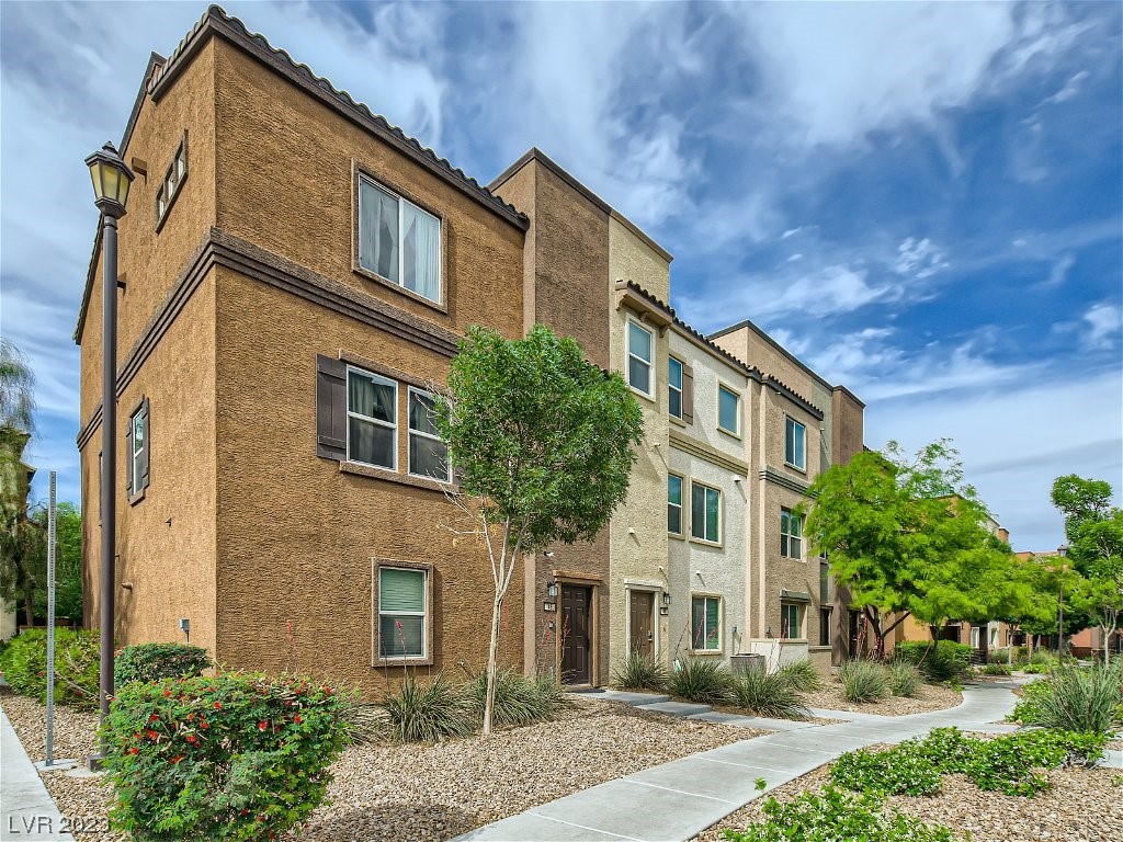 4650 Ranch House Road, Unit 45 North Las Vegas, NV 89031 - Photo 1 of 28