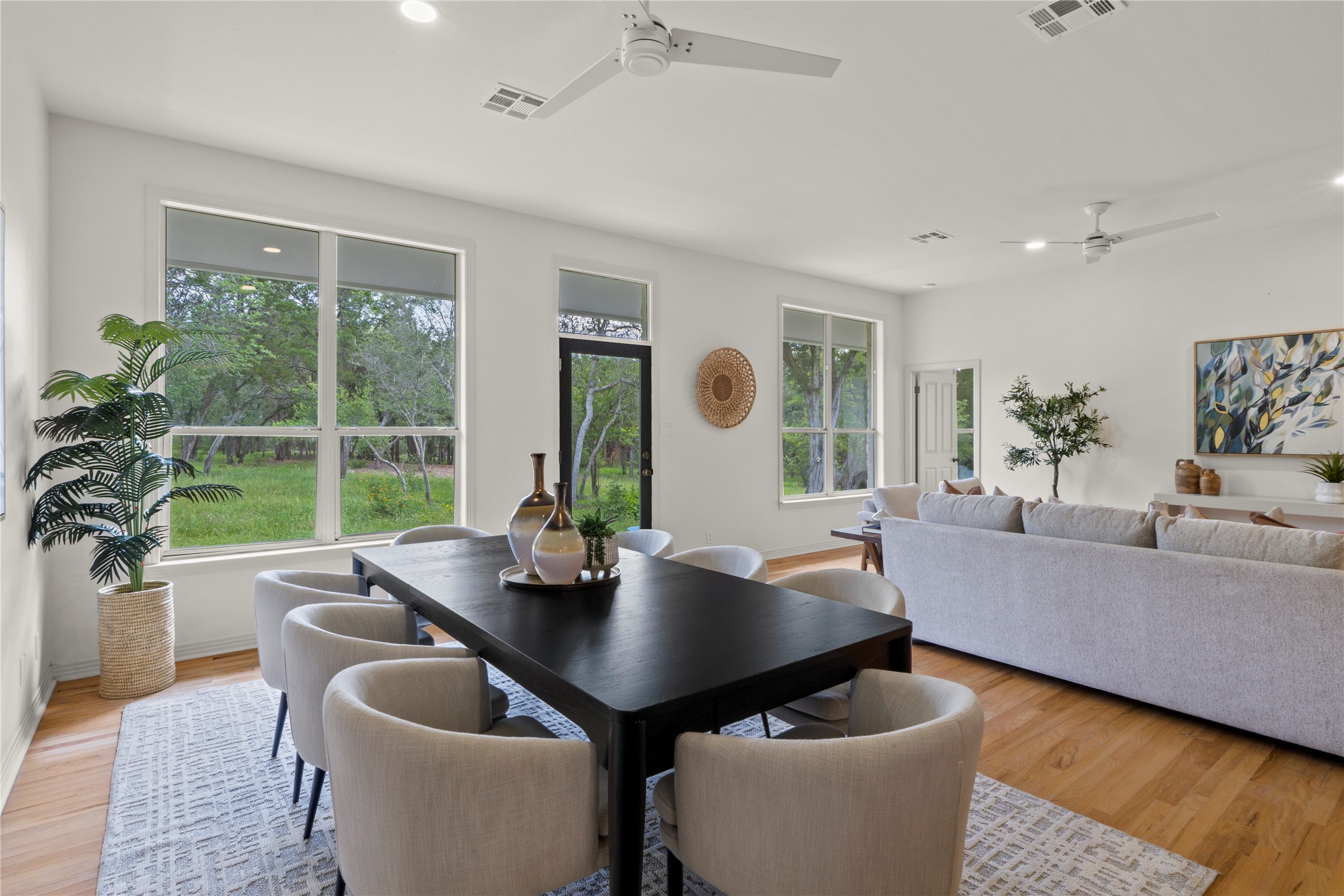 1700 Patterson Road Austin, TX 78733 - Photo 6 of 36 Lots of space and light