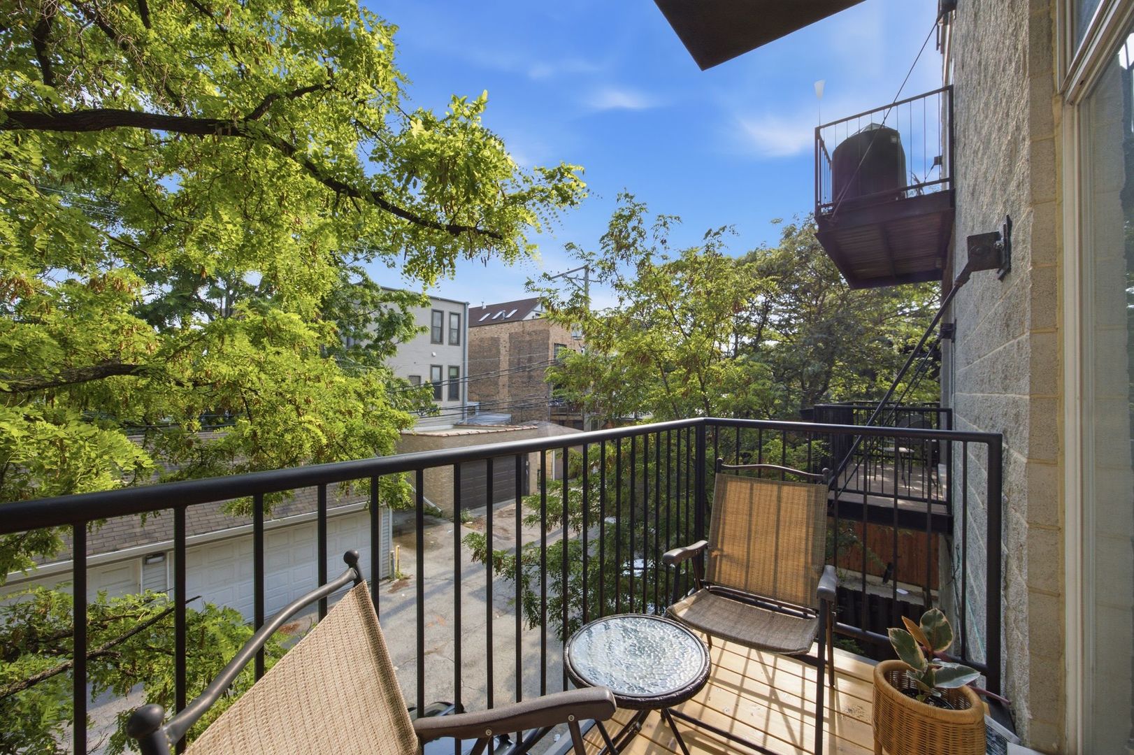 2127 West Rice Street, Unit 2E Chicago, IL 60622 - Photo 20 of 21 Gallery Image 20